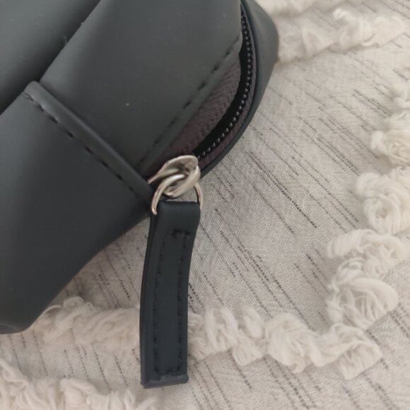 Prada Ocean Luna Rossa Travel Night Pouch Navy - Picture 2 of 5